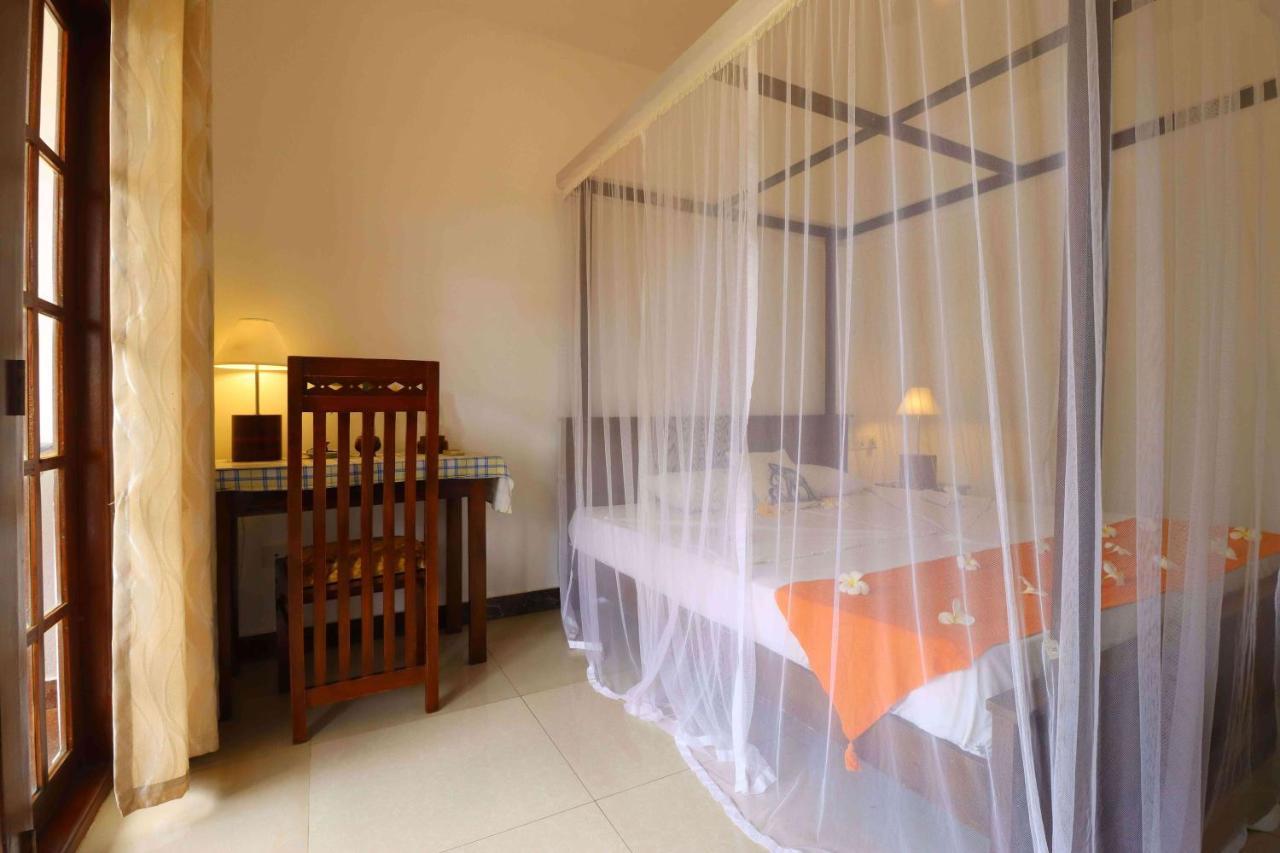 בנטוטה Hotel Susantha Garden מראה חיצוני תמונה